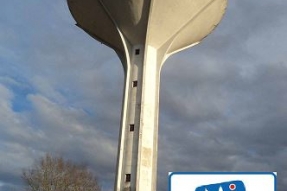 Choisir un exploitant pour gérer la distribution de l'eau potable.