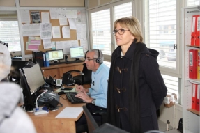 Christiane BARRET, préfète de la région Bourgogne Franche-Comté, préfète de la Côte-d'Or en visite à la région de gendarmerie.