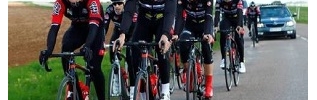 Course de repérage de l'itinéraire de la 7ème étape du Tour de France en Côte-d'Or avec le SCO Dijon
