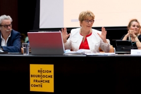 Une session plénière sous le signe de la solidarité et de la transition