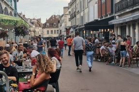 La ville de Dijon prolonge les extensions de terrasses jusqu'au 30 septembre