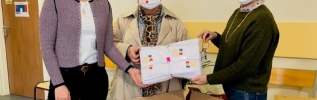 Le Département distribue des masques de protection aux élèves des collèges Monge, Jules Ferry et Saint-Coeur à Beaune 