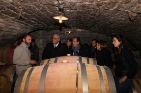 Le Président d'Atout France en Côte-d'Or sur la Route des grands crus de Bourgogne, un outil qui fêtera ses 90 ans en 2027