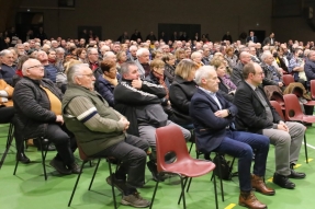Envers... mais pas contre tout... quid des voeux 2023 en Côte d'Or !