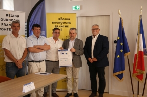 La Région signe 3 contrats et programmes locaux en faveur des territoires avec le PETR Vingeanne Val de Saône et Mirebeau-sur-Bèze