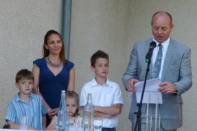 Plus de 200 personnes sont venues dire "au revoir" à Olivier Huisman, sous préfet de Montbard