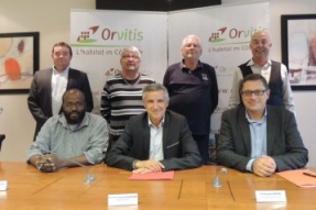 Orvitis signe avec les Associations de Locataires son plan de concertation locative.