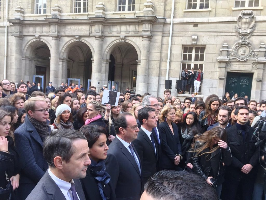 ATTENTATS NOVEMBRE 2015 MARIE QUIQUEMELLE ECHO DES COMMUNES ATTENTATS NOVEMBRE 2015 MARIE QUIQUEMELLE ECHO DES COMMUNES