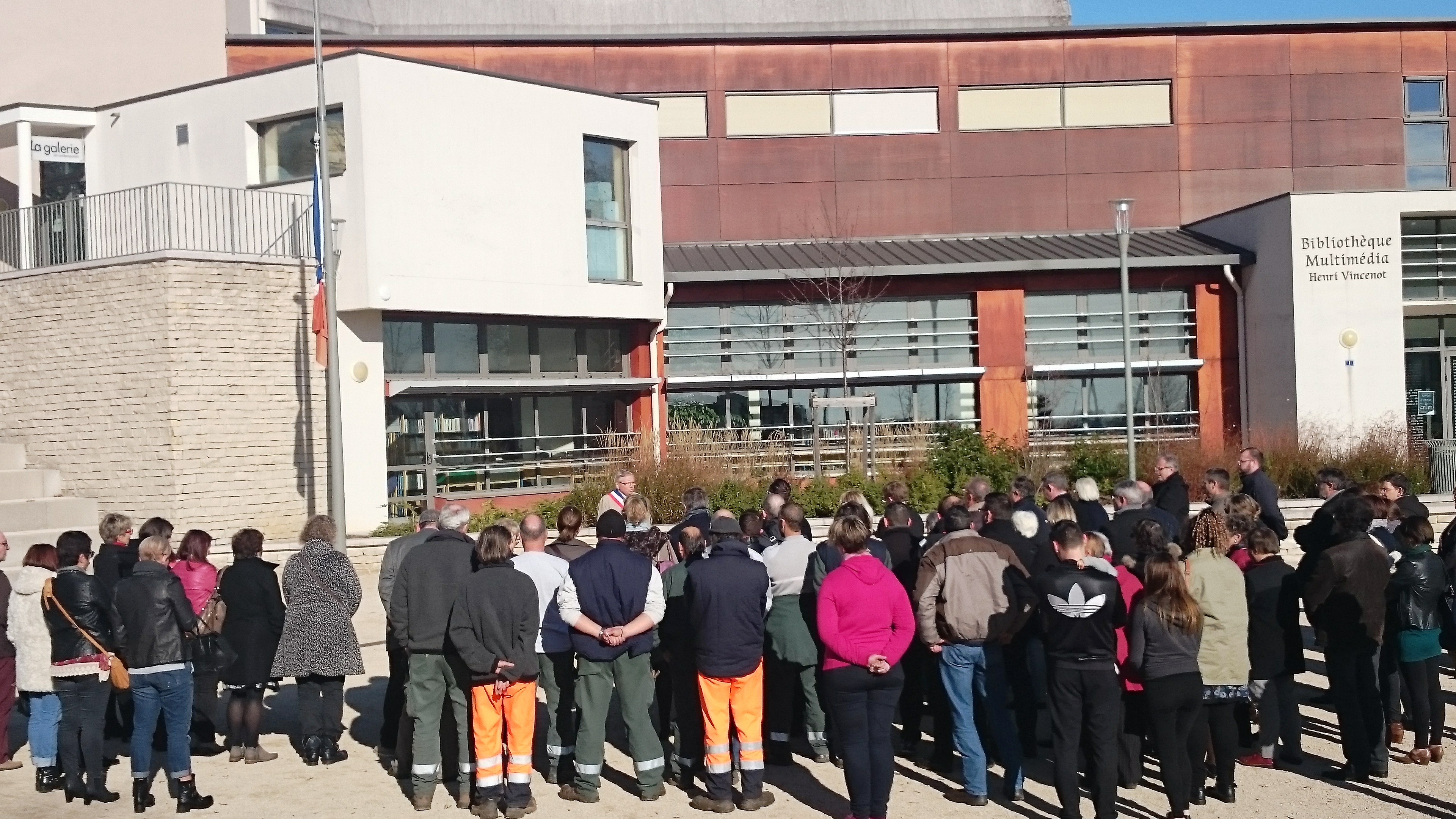 ATTENTATS NOVEMBRE 2015 MARIE QUIQUEMELLE ECHO DES COMMUNES