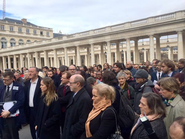 ATTENTATS NOVEMBRE 2015 MARIE QUIQUEMELLE ECHO DES COMMUNES ATTENTATS NOVEMBRE 2015 MARIE QUIQUEMELLE ECHO DES COMMUNES
