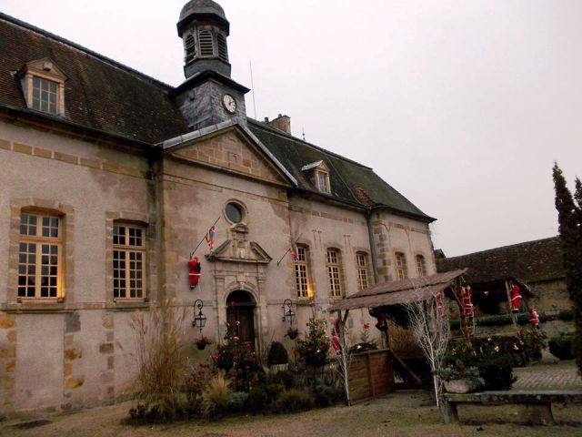 MAISON DES ARTS DELA TABLE MARIE QUIQUEMELLE ECHODES COMMUNES 2015
