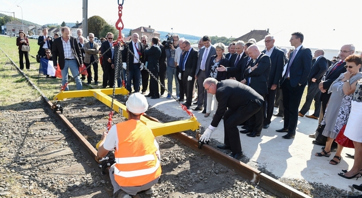 SNCF ECHO DES COMMUNES 2016 MARIE QUIQUEMELLE