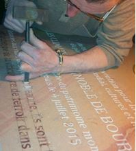 Dijon a inaugur&eacute; la plaque officielle comm&eacute;morant l&rsquo;inscription au Patrimoine mondial des Climats du vignoble de Bourgogne