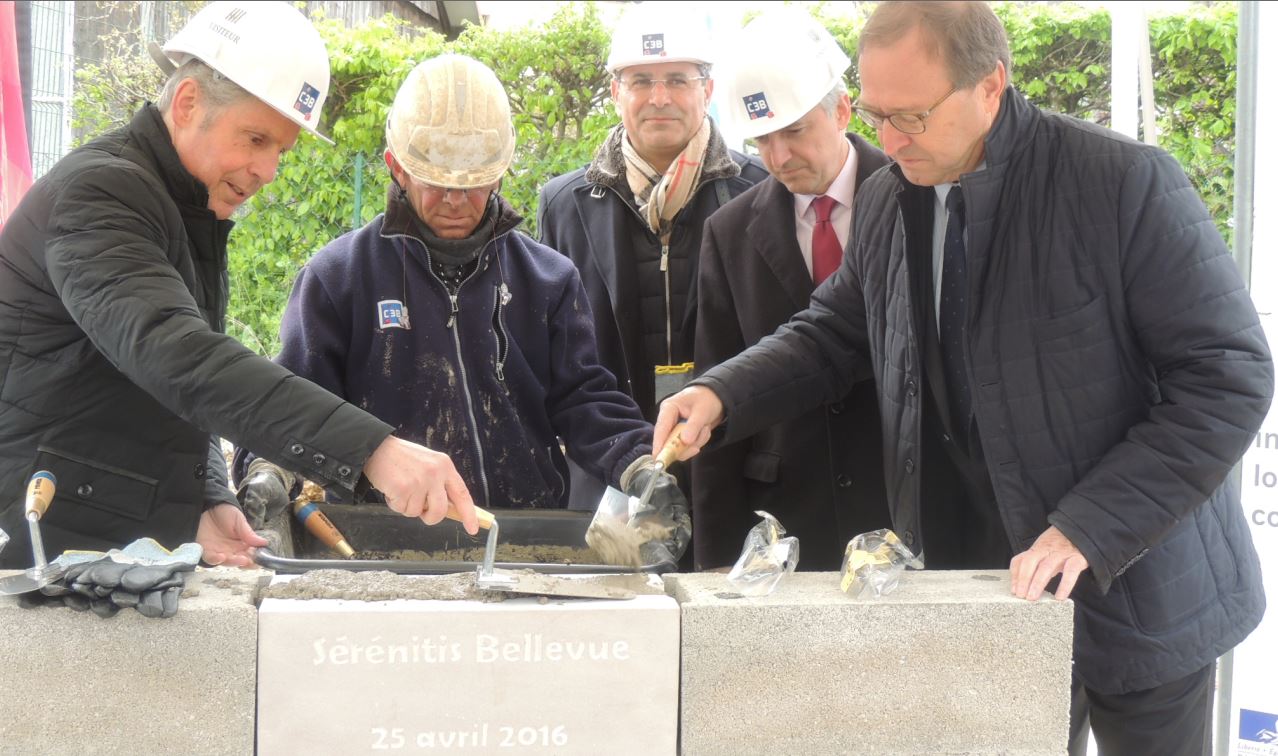 A Beaune, Orvitis pose la 1&egrave;re pierre d'une r&eacute;sidence interg&eacute;n&eacute;rationnelle