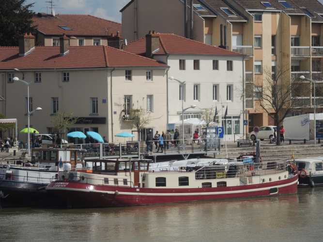 Le salon fluvial international de Saint-Jean de Losne