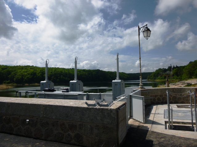 BARRAGE DU LAC DE PONT MARIE QUIQUEMELLE 2016 ECHO DES COMMUNES
