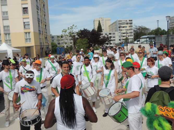 Dijon Fontaine d'Ouche, une grande fête populaire pour inaugurer la métamorphose d'un quartier Dijon Fontaine d'Ouche, une grande fête populaire pour inaugurer la métamorphose d'un quartier