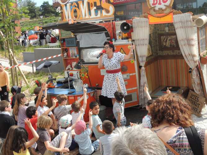 Dijon Fontaine d'Ouche, une grande fête populaire pour inaugurer la métamorphose d'un quartier Dijon Fontaine d'Ouche, une grande fête populaire pour inaugurer la métamorphose d'un quartier