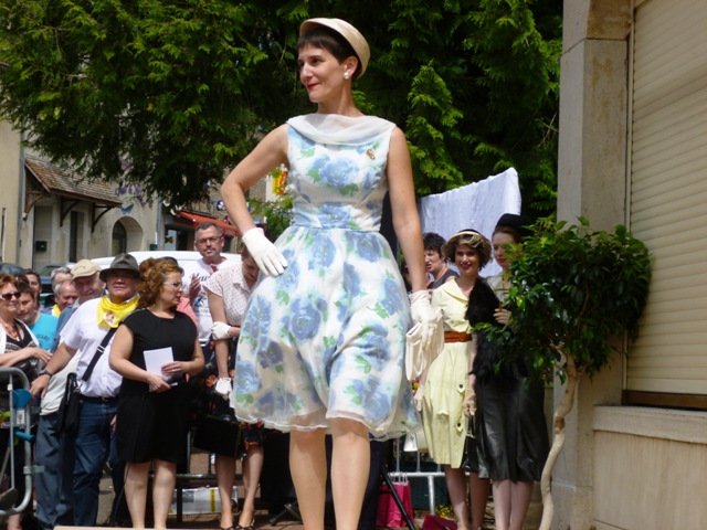 SOMBERNON DANS LE RETRO 2016 MARIE QUIQUEMELLE
