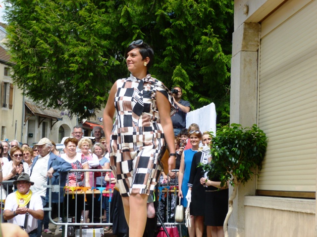 SOMBERNON DANS LE RETRO 2016 MARIE QUIQUEMELLE