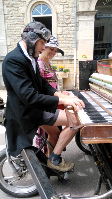 SOMBERNON DANS LE RETRO 2016 MARIE QUIQUEMELLE