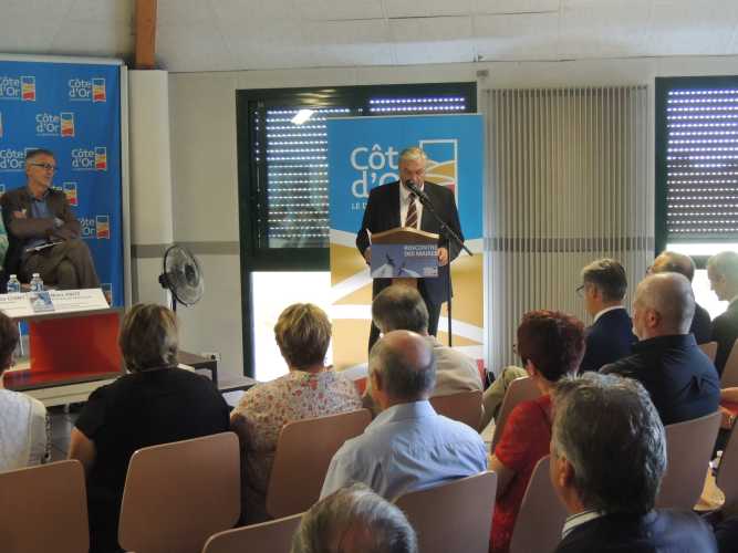 François Sauvadet à la rencontre des maires de la Côte-d'Or François Sauvadet à la rencontre des maires de la Côte-d'Or