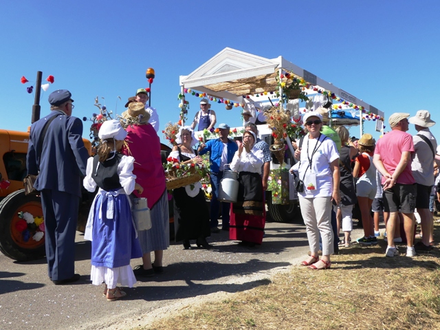 TRACTOFOLIES 2016 MARIE QUIQUEMELLE POUR ECHO DES COMMUNES