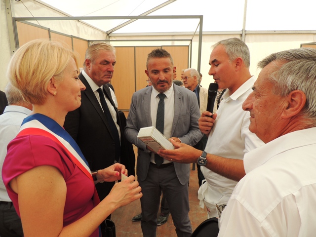 FOIRE DE MONTBARD 2016 MARIE QUIQUEMELLE POUR ECHO DES COMMUNES