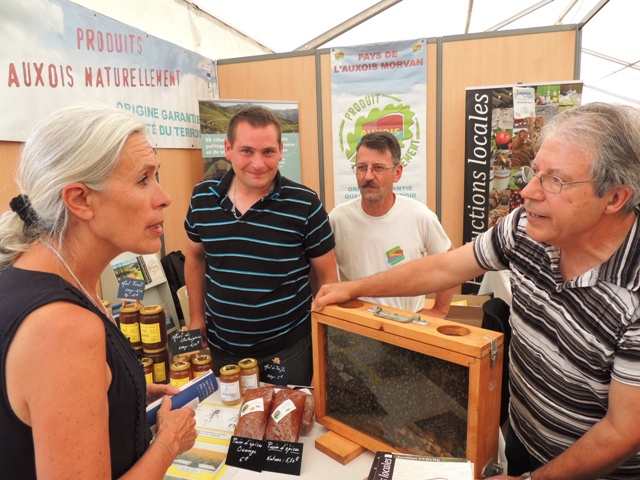 FOIRE DE MONTBARD 2016 MARIE QUIQUEMELLE POUR ECHO DES COMMUNES