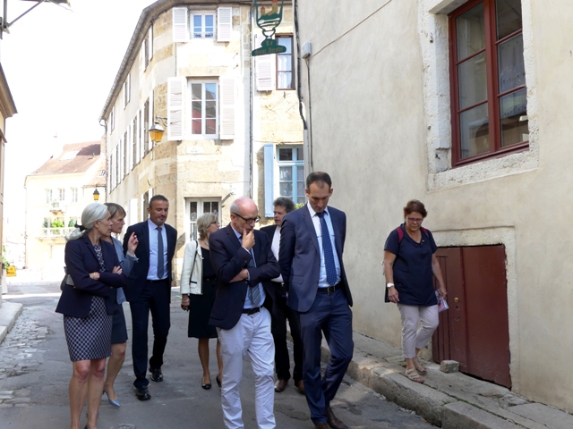 CHRISTIANE BARRET PREFETTE DE REGION 2016 PAR MARIE QUIQUEMELLE ECHO DES COMMUNES