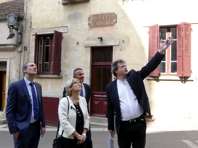 CHRISTIANE BARRET PREFETTE DE REGION 2016 PAR MARIE QUIQUEMELLE ECHO DES COMMUNES