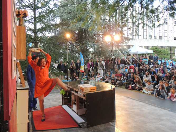 Arts & Scènes, la saison culturelle 100 % Côte-d'Or Arts & Scènes, la saison culturelle 100 % Côte-d'Or