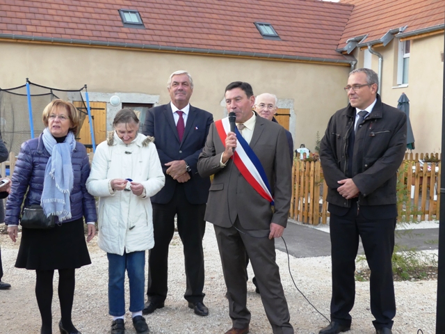 SAVIGNY LE SEC 2016 MARIE QUIQUEMELLE ECHO DES COMMUNES