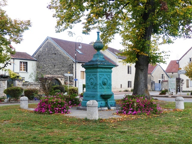 SAVIGNY LE SEC 2016 MARIE QUIQUEMELLE ECHO DES COMMUNES