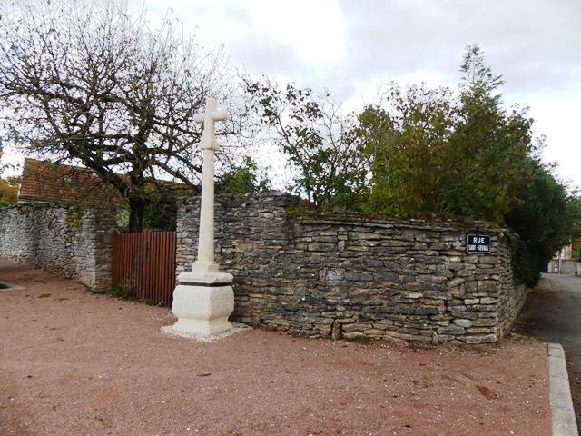 SAVIGNY LE SEC 2016 MARIE QUIQUEMELLE ECHO DES COMMUNES