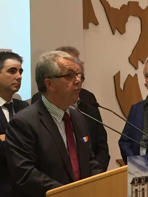 Hubert Poullot, Conseiller D&eacute;partemental, pr&eacute;sident de la Communaut&eacute; de communes de la Plaine Dijonnaise.