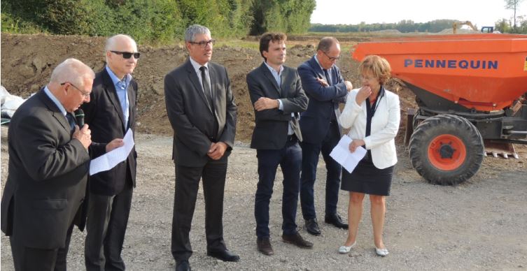 Saint-Julien Cl&eacute;nay inaugure son p&ocirc;le de proximit&eacute;.