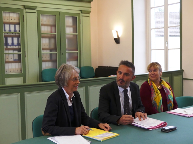 JOEL BOURGEOT LEUGLAY-VOULAINES 2016 MARIE QUIQUEMELLE ECHO DES COMMUNES
