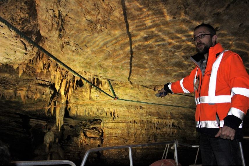 Grottes de B&ecirc;ze