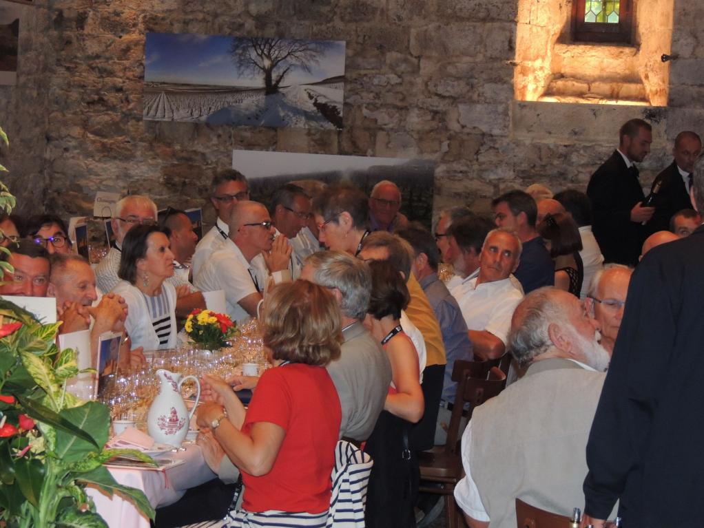 Conseil D&eacute;partemental de la C&ocirc;te-d'Or. La r&eacute;union des maires au Clos Vougeot