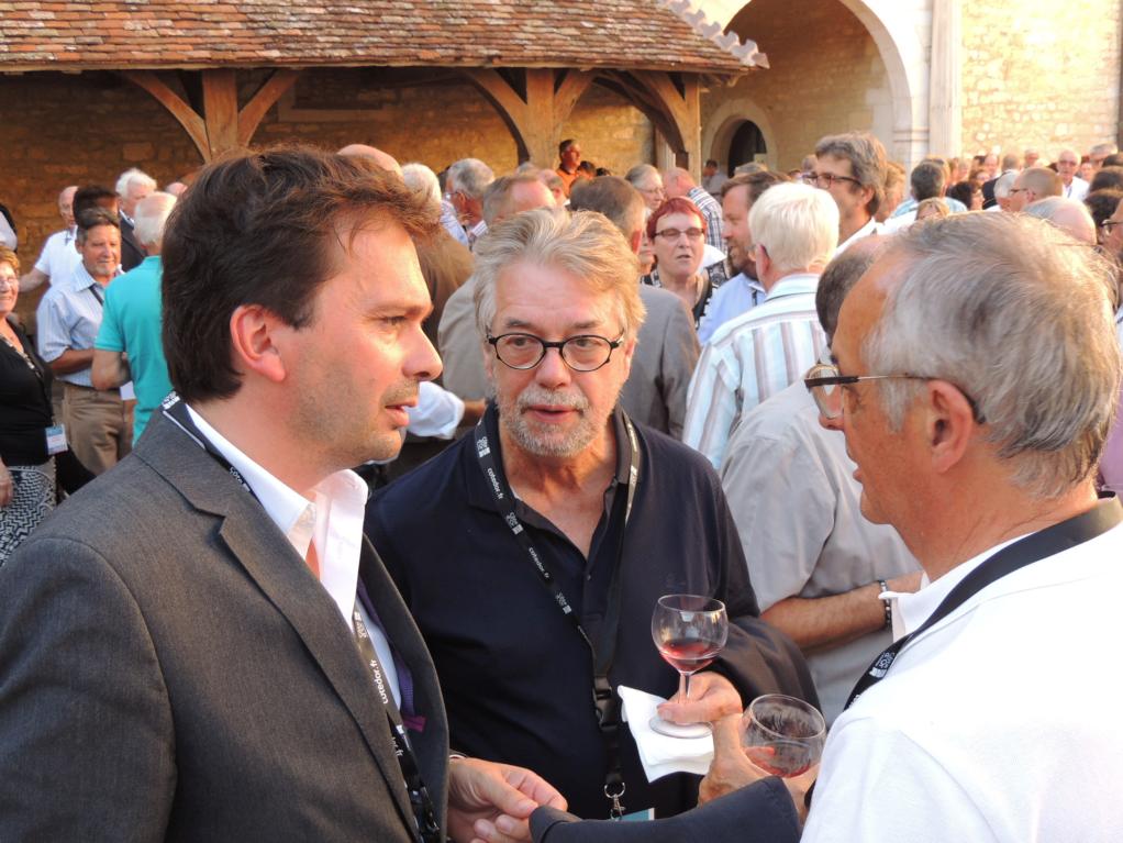 Conseil D&eacute;partemental de la C&ocirc;te-d'Or. La r&eacute;union des maires au Clos Vougeot