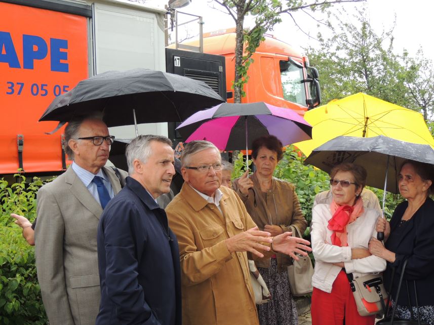 Gilbert Menut pr&eacute;sente le chantier de l'Ecrin aux talantais