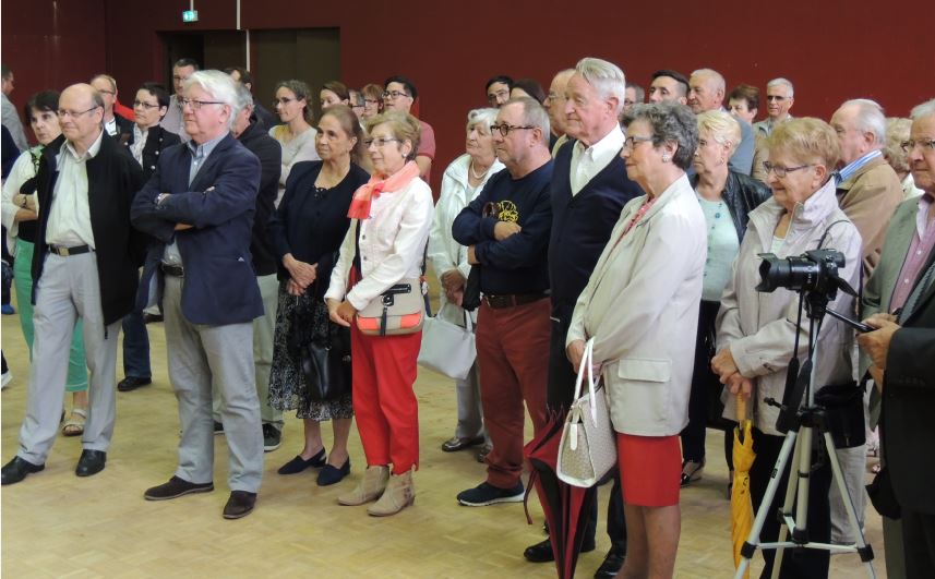 Gilbert Menut pr&eacute;sente le chantier de l'Ecrin aux talantais