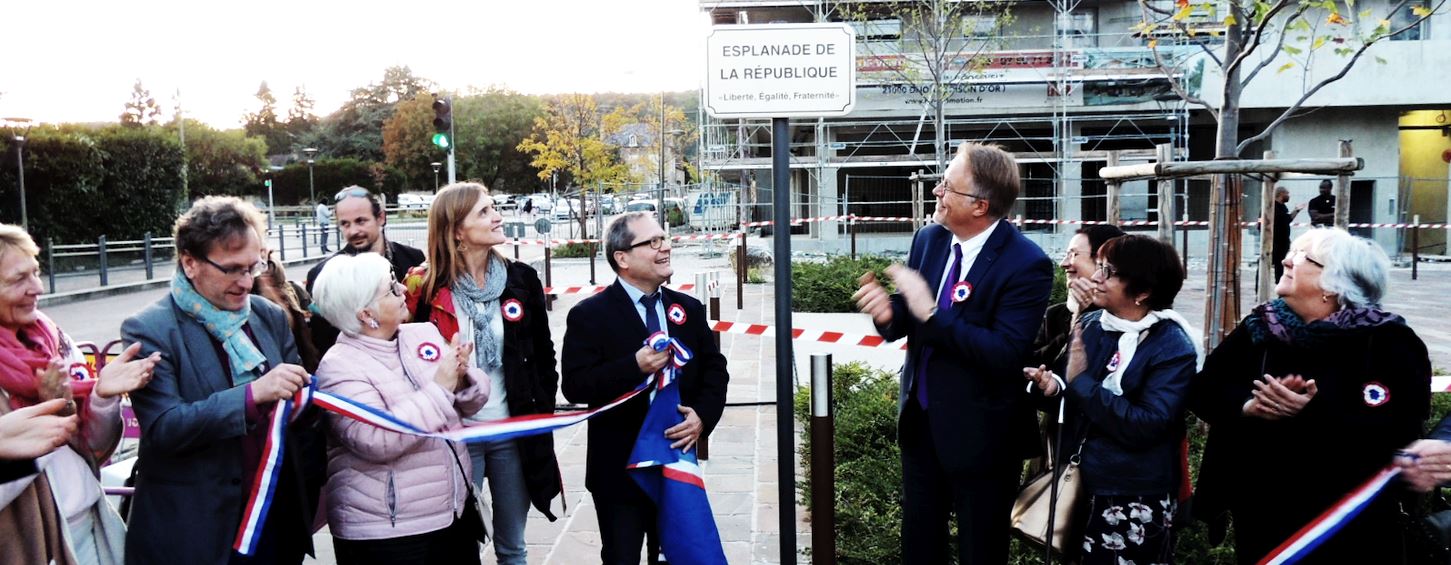 Chen&ocirc;ve f&ecirc;te la R&eacute;publique