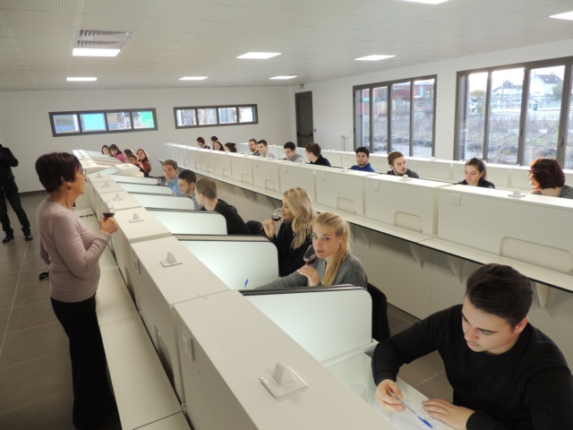 Le lyc&eacute;e viticole de Beaune, salle de d&eacute;gustation