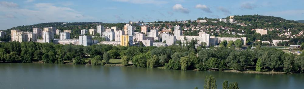 quartier Fontaine d'Ouche dont l&rsquo;am&eacute;nagement du quai des Carri&egrave;res Blanches.