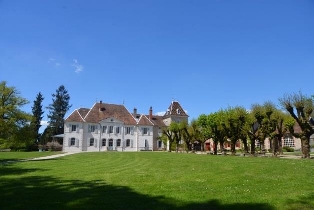 Parc et communs du ch&acirc;teau de Vregille (70)