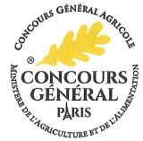 Cr&eacute;&eacute; en 1870, le Concours G&eacute;n&eacute;ral Agricole est un concours offi ciel du Minist&egrave;re de l&rsquo;Agriculture et de l&rsquo;Alimentation. Il constitue un des &eacute;l&eacute;ments de la politique de valorisation des produits issus de l&rsquo;agriculture fran&ccedil;aise. Organis&eacute; sous le contr&ocirc;le de l&rsquo;&Eacute;tat, garant de sa rigueur et de son impartialit&eacute;, le Concours associe le plus &eacute;troitement possible les chambres d&rsquo;agriculture et les professions concern&eacute;es &agrave; sa conception, son d&eacute;roulement et son &eacute;volution. Le Concours G&eacute;n&eacute;ral Agricole comprend des phases de pr&eacute;s&eacute;lection pour les vins et les animaux en r&eacute;gion et une fi nale nationale qui se d&eacute;roule chaque ann&eacute;e depuis 1964, dans le cadre du Salon International de l&rsquo;Agriculture, Porte de Versailles &agrave; Paris. Il comporte 4 grandes cat&eacute;gories : le Concours des Produits et ds Vins, le Concours des Animaux, le Concours de Jugement par les Jeunes et le Concours des Prairies Fleuries. Le Concours des Produits et des Vins a pour vocation de r&eacute;compenser les meilleures productions du terroir fran&ccedil;ais et ainsi d&rsquo;en valoriser l&rsquo;exceptionnelle diversit&eacute; et la qualit&eacute;. Il s&rsquo;agit exclusivement de produits agricoles r&eacute;colt&eacute;s ou transform&eacute;s sur le territoire fran&ccedil;ais. Ils peuvent &ecirc;tre d&rsquo;origine fermi&egrave;re, artisanale ou industrielle. La fi nalit&eacute; de ce concours est de confronter les meilleurs &eacute;chantillons, au sein d&rsquo;une cat&eacute;gorie bien d&eacute;fi nie et homog&egrave;ne de produits, lors des d&eacute;gustations. Il met l&rsquo;accent sur leurs caract&eacute;ristiques sensorielles, apr&egrave;s avoir v&eacute;rifi &eacute; qu&rsquo;ils correspondent bien aux n ormes offi cielles. La s&eacute;lectivit&eacute; des &eacute;preuves apporte aux candidats une r&eacute;f&eacute;rence externe solide et un gage de qualit&eacute;. Les r&eacute;compenses sont des m&eacute;dailles d&rsquo;Or, d&rsquo;Argent et de Bronze, reconnaissables &agrave; leur feuille de ch&ecirc;ne, marque collective d&eacute;pos&eacute;e &agrave; l&rsquo;INPI. Concours G&eacute;n&eacute;ral Agricole 2018 382 produits m&eacute;daill&eacute;s en Bourgogne-Franche-Comt&eacute; Concours G&eacute;n&eacute;ral Agricole 2018 119 m&eacute;dailles d&rsquo;Or 157 m&eacute;dailles d&rsquo;Argent 106 m&eacute;dailles de Bronze &copy; R&eacute;alisation GPPR 2018 - tous droits r&eacute;serv&eacute;s Les chi res cl&eacute;s du