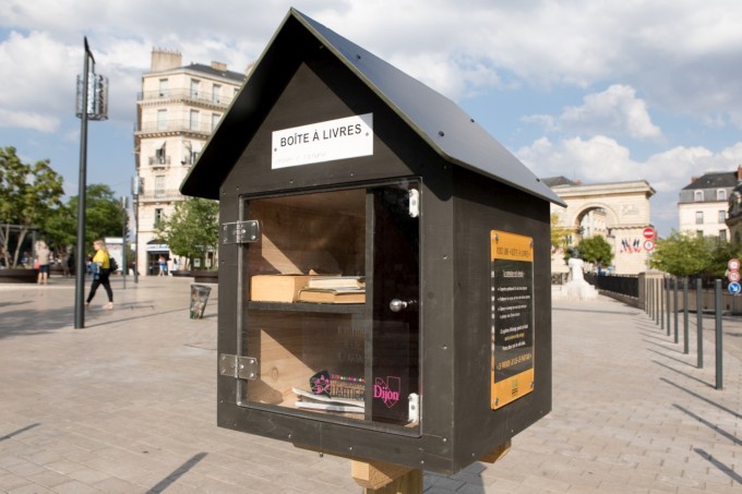 Dijon intègre des outils numériques à sa démocratie locale Dijon intègre des outils numériques à sa démocratie locale