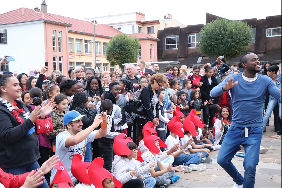 Chen&ocirc;ve f&ecirc;te la R&eacute;publique
